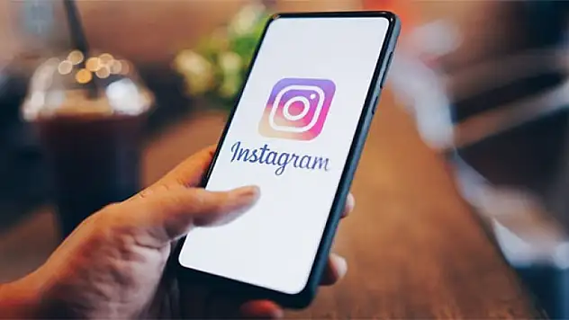 Rusya Instagram'a erişimi kısıtladı