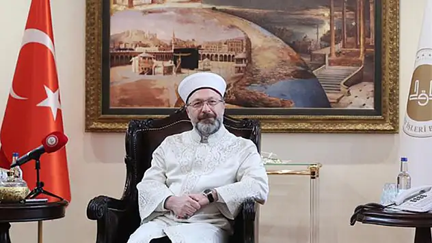 Erbaş: Kur'an-ı Kerim'in en önemli ilkelerinden birisi, iyiliği emretmek, kötülükten men etmektir