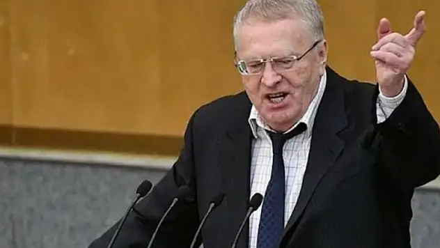 Rus siyasetçi Jirinovski öldü