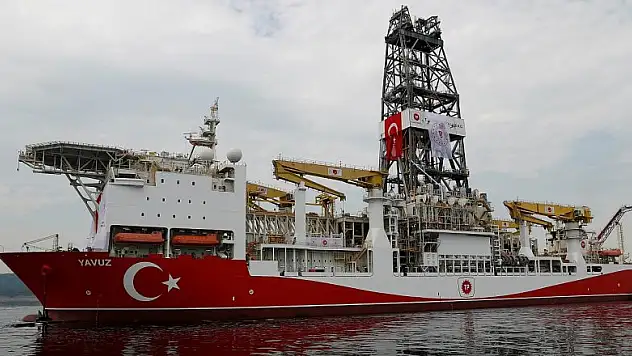 Yavuz Sondaj Gemisi, yeni görevi için uğurlanacağı saati bekliyor