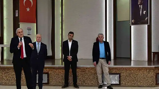 Başkan Bakkalcıoğlu belediye personeli ile bayramlaştı