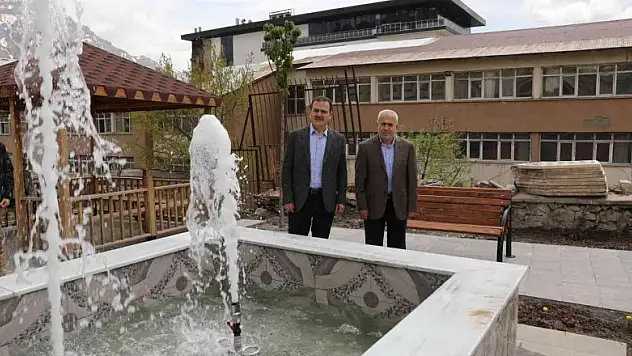 Vali Akbıyık, peyzaj çalışmalarını denetledi