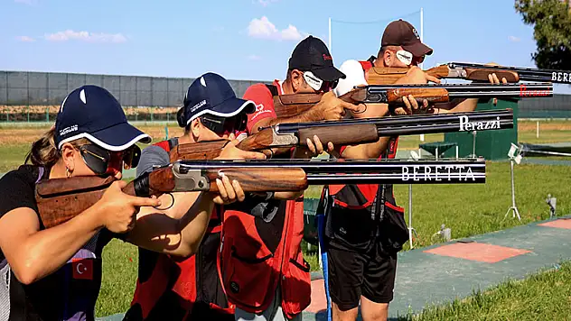 Milli atıcıların ilk hedefi Paris