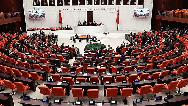 TBMM çalışma süresinin uzatılmasına ilişkin karar Resmi Gazete'de