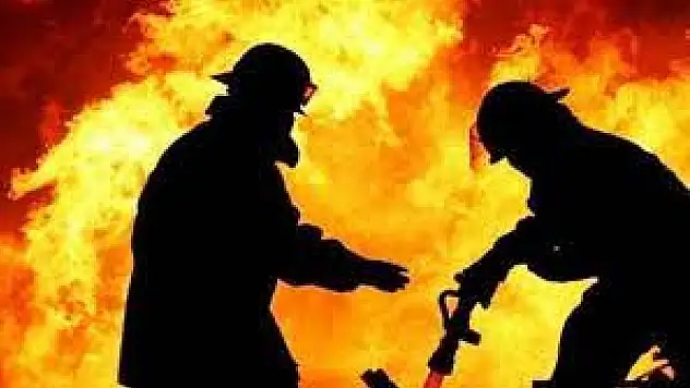 7 katlı ofiste yangın: 20 ölü