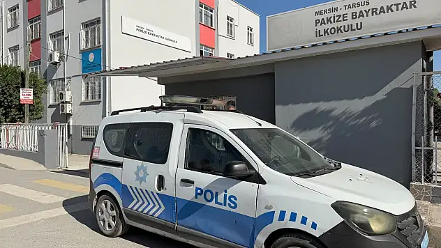 7 yaşındaki öğrencinin çantasından tabanca çıktı! Babası gözaltına alındı