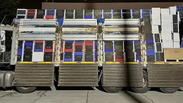 8 milyon makaron ele geçirildi