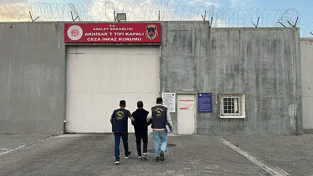 8 yıl 11 ay hapis cezasıyla aranan şahıs yakalandı