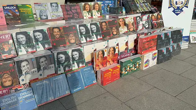 94 bin 587 korsan kitaba el konuldu