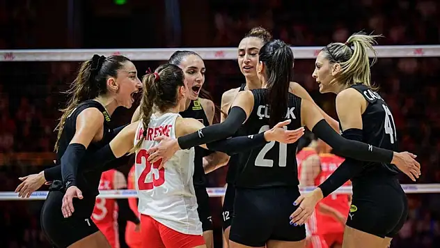 A Milli Kadın Voleybol Takımı, İstanbul etabına hazır