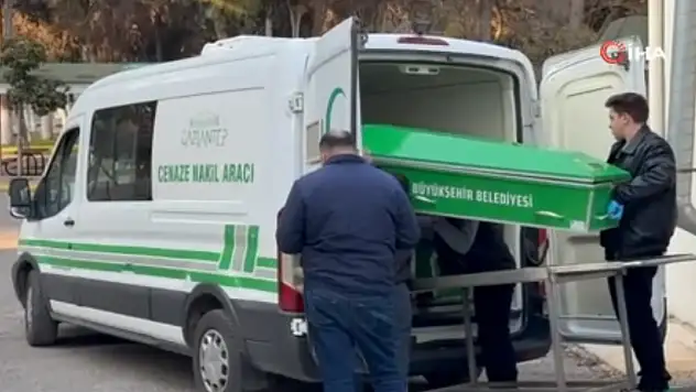 Abisi tarafından vurulan 19 yaşındaki kız hayatını kaybetti!