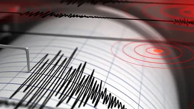 Adana beşik gibi sallanıyor: Bir deprem daha!
