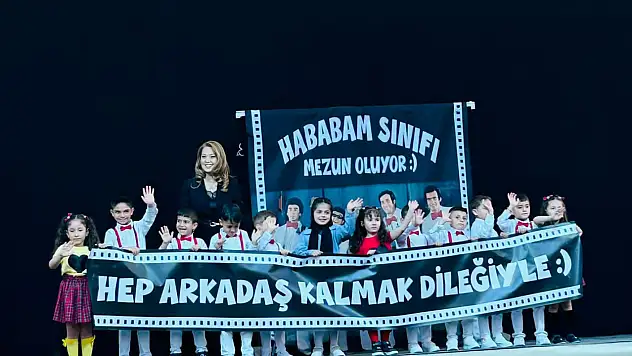 Ahmet Haşhaş Anaokulu'ndan coşkulu yılsonu festivali