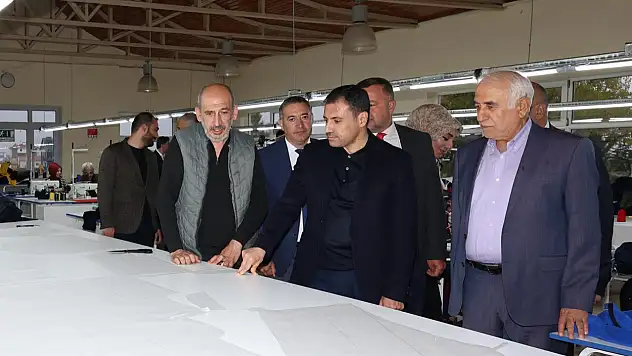 AK Parti Konya İl Başkanı Fatih Özgökçen sahada