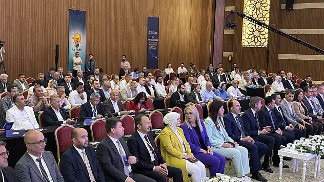 AK Parti Yerel Yönetimler Bölge Toplantısı Konya'da gerçekleşti