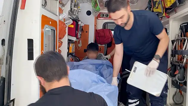 Aksaray'da bıçaklı kavga kanlı bitti: 1 yaralı