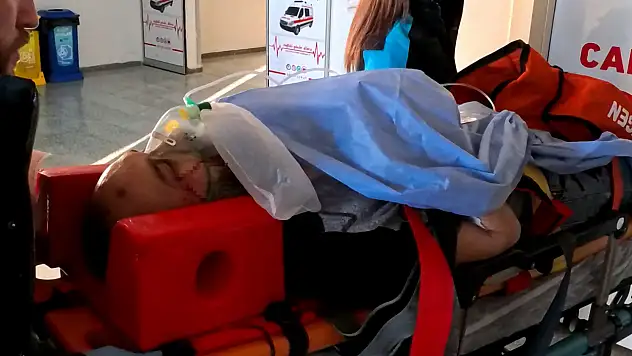 Aksaray'da inşaatta bıçaklı kavga: Bir işçi ağır yaralandı