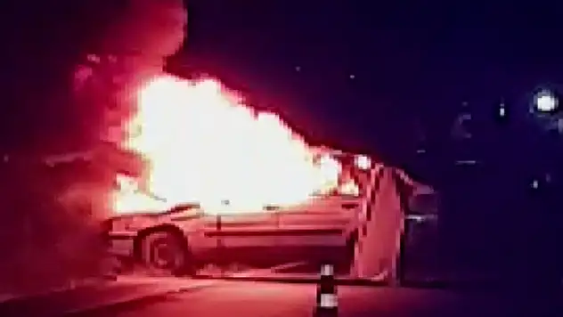 Aksaray - Konya Karayolunda araç yandı