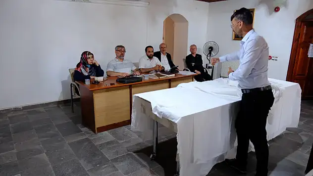 Akşehir Belediyesi'nde Gassal alımı için mülakat gerçekleştirildi