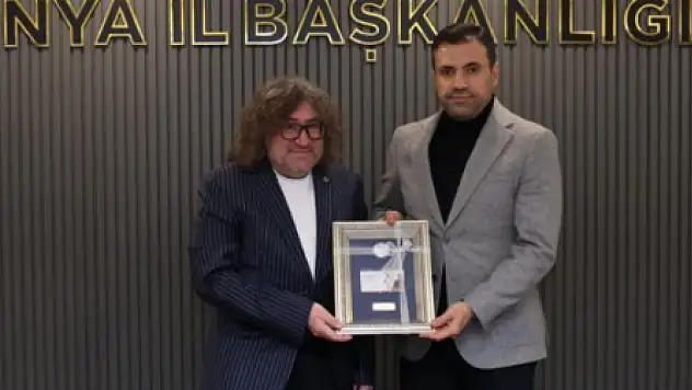 Aliya İzetbegoviç'in asırlık mirası özel bir hediye ile yaşatıldı!