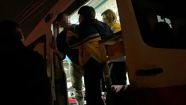 Alkollü sürücü, polislerden polis talebinde bulundu