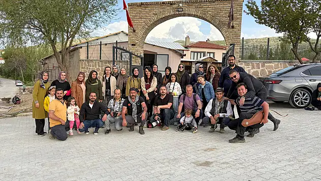 Anadolu Selçuklu Fotoğraf Derneği'nden atlı safari keyfi