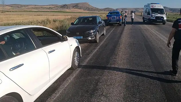 Ankara-Konya yolunda trafik kazası. Yaralılar var