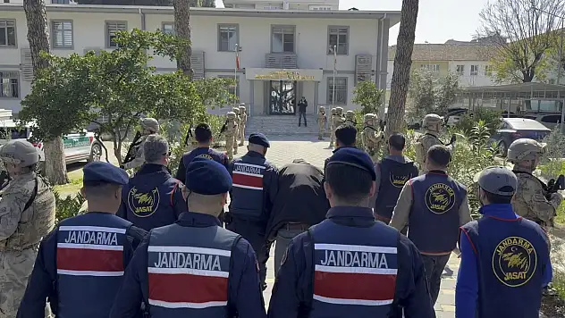 Anne cinayeti dosyasında kanlı mont detayı: Bir kişi daha tutuklandı