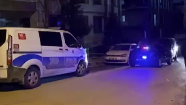 Annesini, eşini ve kızını öldürdü: Yaşamına son verdi!