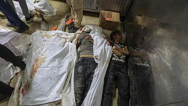 Aralarında çocukların da bulunduğu çok sayıda kişi hayatını haybetti