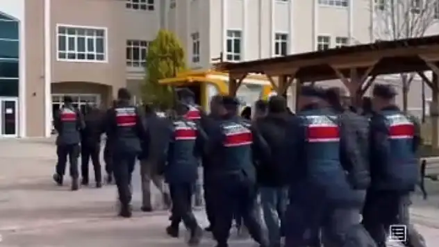 Aralarında Konya'nın da olduğu 22 ilde 'Kıskaç-38' operasyonu yapıldı: 45 gözaltı!
