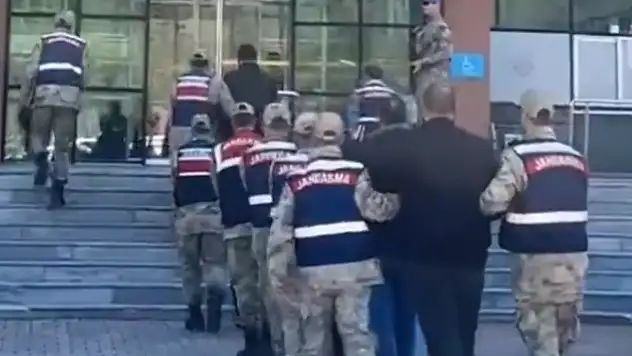 Aralarında Konya'nın da olduğu 47 ilde terör operasyonu: Çok sayıda kişi gözaltına alındı!