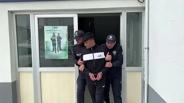 Aranan hükümlü polis tarafından yakalandı