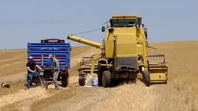 Arslan, 'Çiftçiler her yıl gün geçtikçe tarımdan uzaklaşmaya gidiyor'