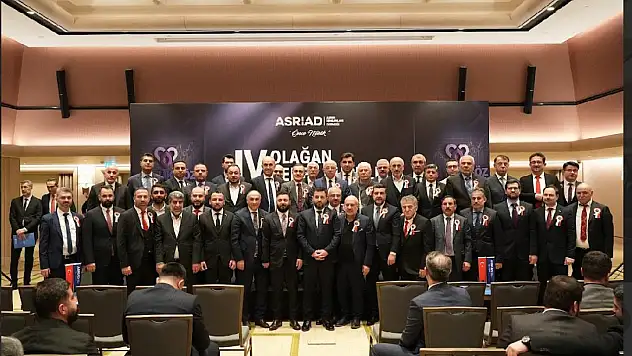 ASRİAD Konya'ya büyük onur: Değerli Şube Ödülü Bakan Kacır'dan geldi