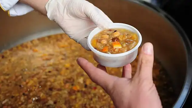 Aşure nasıl yapılır? Tam ölçülü 2025 aşure tarifi!