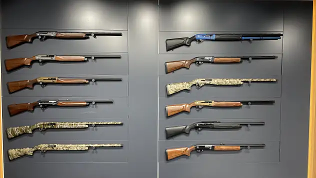 Av tüfeğiyle şaka faciayla bitti! Başına saçma isabet eden çocuk ağır yaralandı