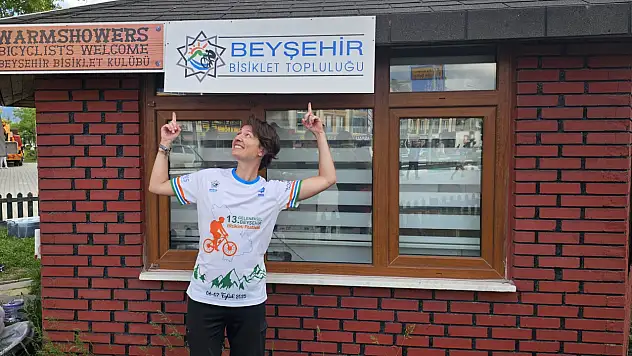 Avrupa'yı pedallayan Belçikalı seyyahın yolu Konya'dan geçti