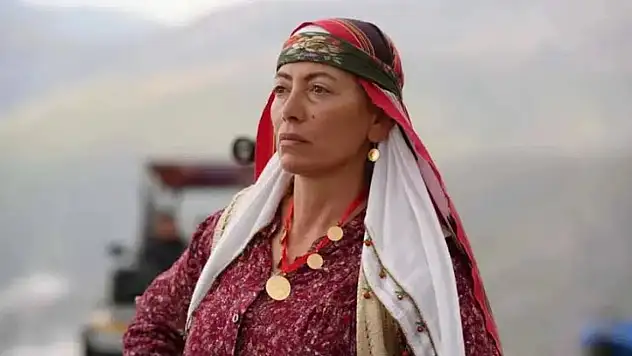 Ayla Baki Yücesoy kimdir? Oynadığı diziler neler? Taşacak Bu Deniz Emriye Hala kimdir? Gerçek adı nedir?