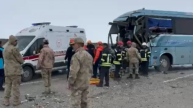 Aynı yerde 2'nci zincirleme kaza: 1 ölü, çok sayıda yaralı