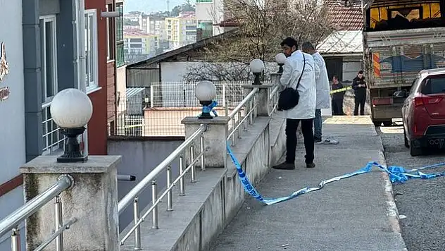 Bahçede ölü bulundu