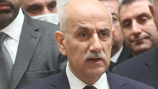 Bakan Kirişçi: Tahıl koridorundan 694 gemi geçti