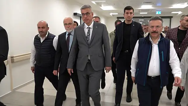 Bakan Memişoğlu, yaralı işçileri ziyaret etti!