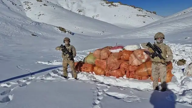 Bakan Yerlikaya duyurdu: Kilolarca uyuşturucu ele geçirildi