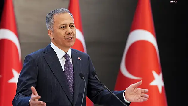 Bakan Yerlikaya duyurdu: On binlerce litre sahte alkole el konuldu