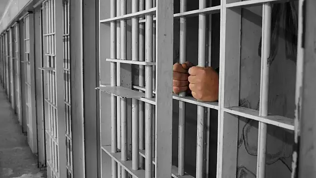 Bakandan çarpıcı açıklama: Cezaevlerinde hafız sayısı 170'e yükseldi