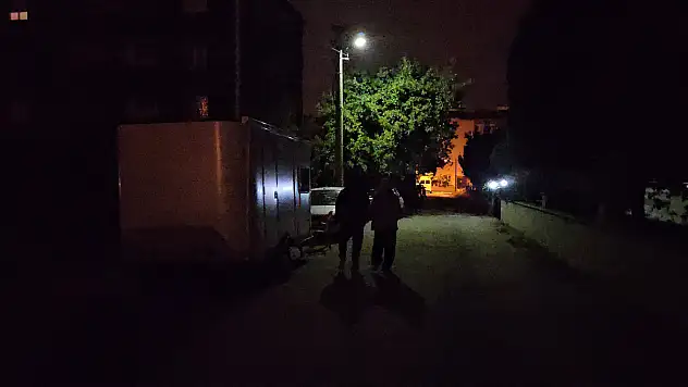 Balıkesir geceyi depremlerle geçirdi: Sındırgı'da art arda sarsıntılar