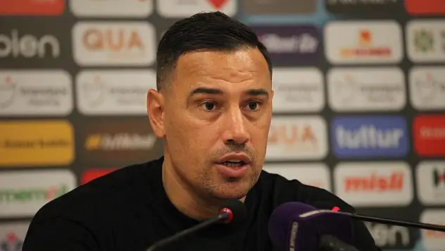 Başakşehir, Çağdaş Atan ile anlaştı