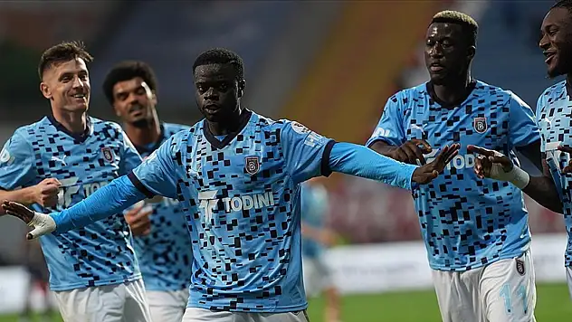 Başakşehir'den deplasmanda kritik zafer