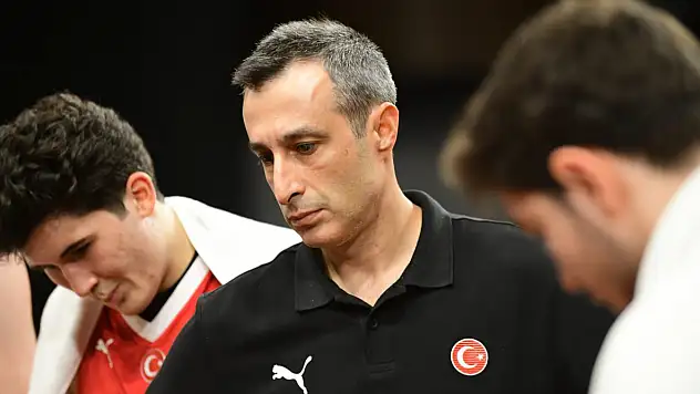 Başantrenör Volkan Ertetik'e milli gurur!